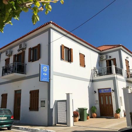 Mythos Suites-Dionysos Apartment Метони Экстерьер фото
