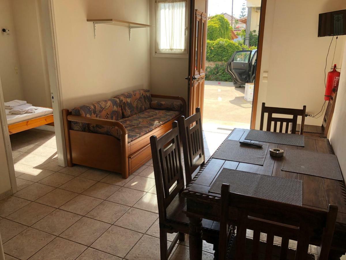 Mythos Suites-Dionysos Apartment Метони Экстерьер фото